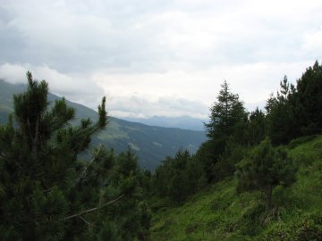Wolkenverhangene Landschaft