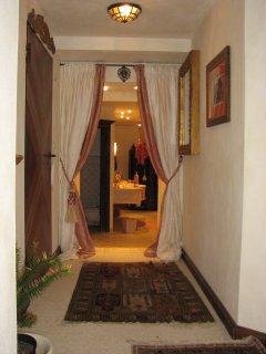 Durchgang in den Wellness-Bereich