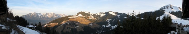 Panorama vom Wilden Kaiser bis zur Hohen Salve