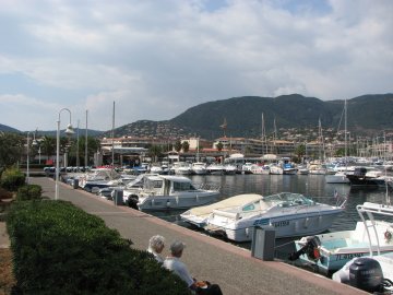 Sicht auf den Haven von Cavalaire-sur-Mer