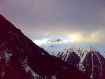 Eine Wolke und ein Loch. Wirklich die einzige Wolke die wir gesehen haben!